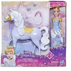 Hasbro Disney Princess, Bambola Cenerentola Con Cavallo Major