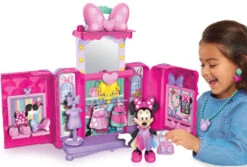 Just Play Armadio Di Minnie, Playset Disney Topolina Con Bambola E Accessori Fashion -Mattel Negozio minnie mouse glam n glow playset toys